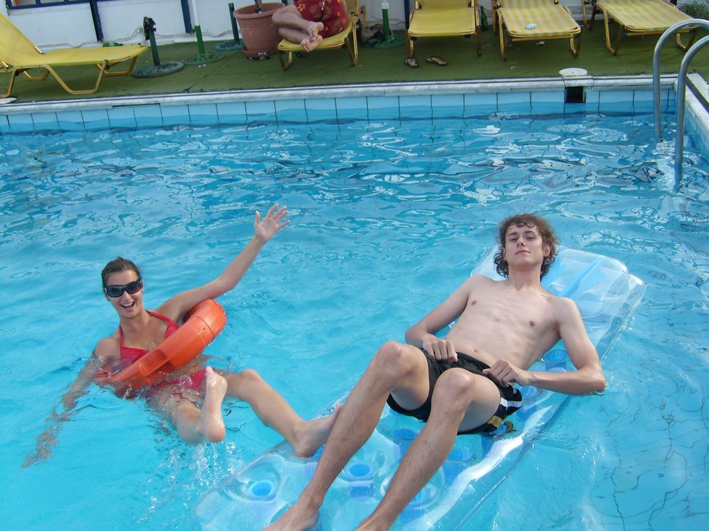 i/Kranj/Absolvent08/12-Chillin/absolvent 2443.jpg
